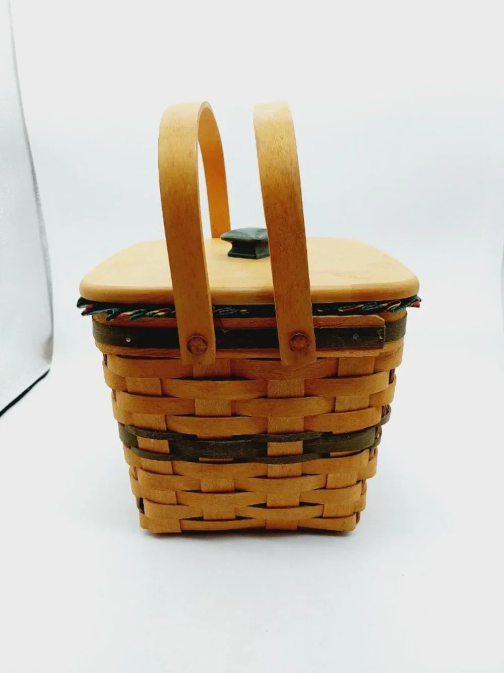 Longaberger Christmas Collection Cranberry Basket W/ Liner Protector 1995